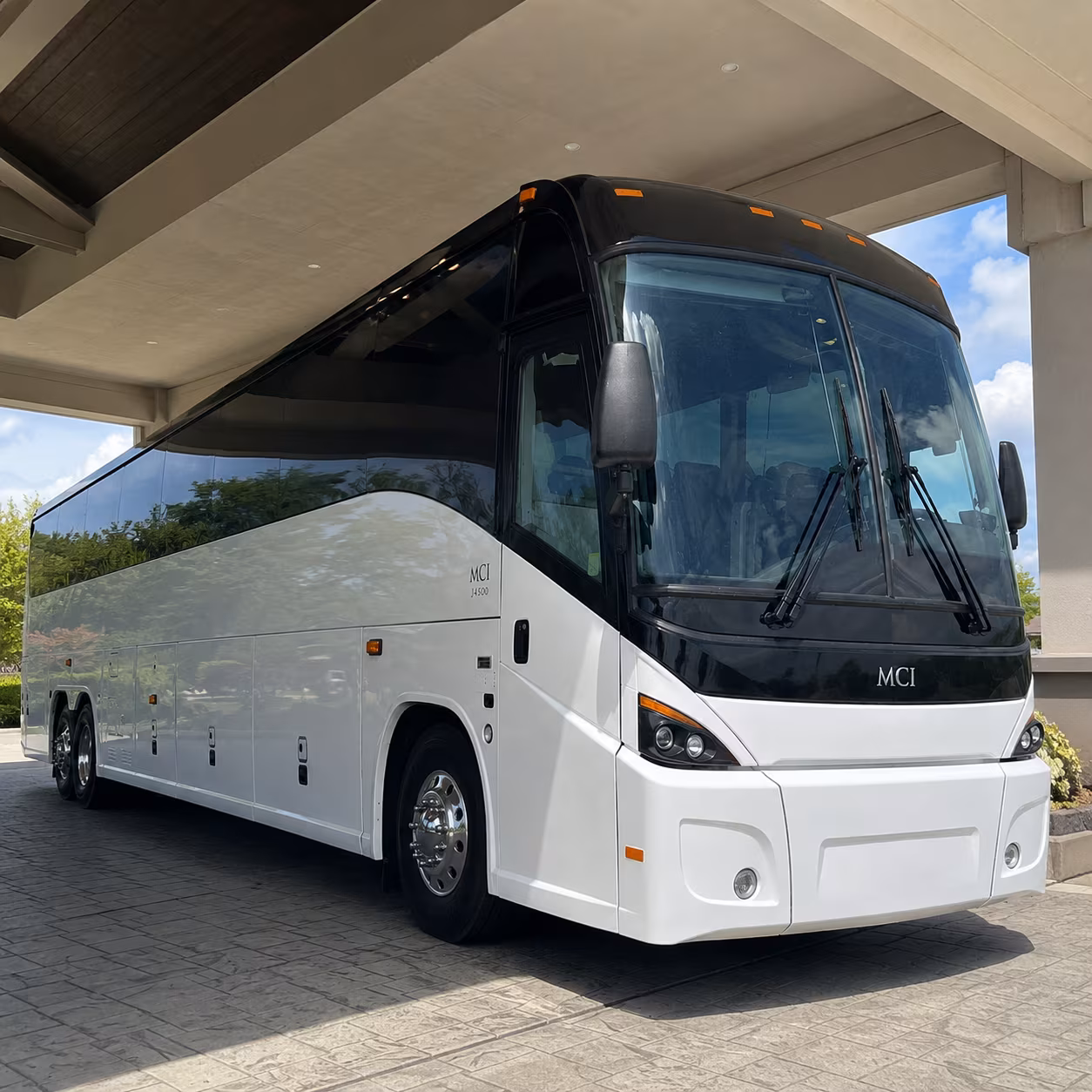fayetteville employee shuttle buses for corporate events and off site training